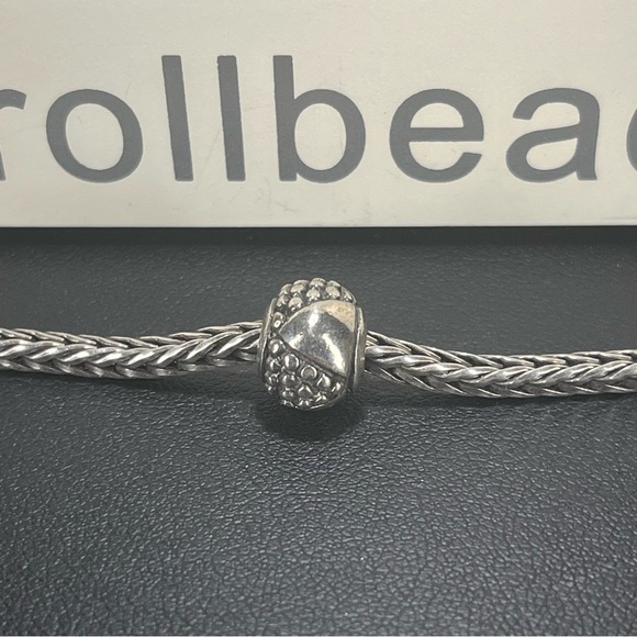 Trollbeads Etruscan Bead - Picture 2 of 9